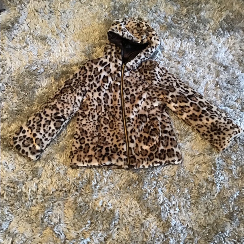 Fuzzy Chita print jacket children size 7-8 medium